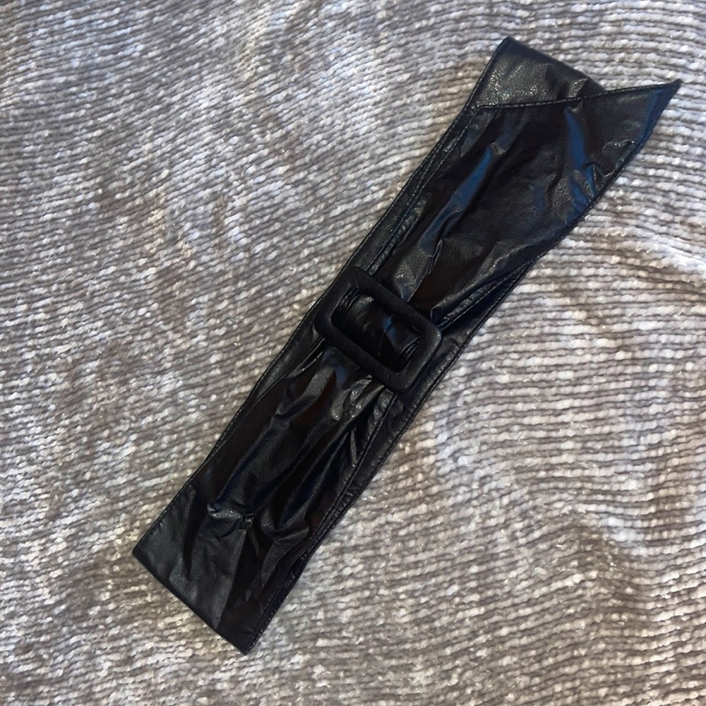 Faux leather belt 🖤